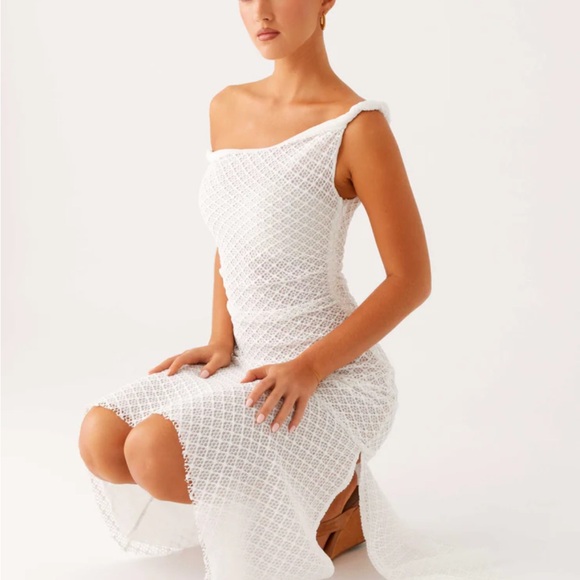 Peppermayo White Asymmetrical Dress - Picture 4 of 7